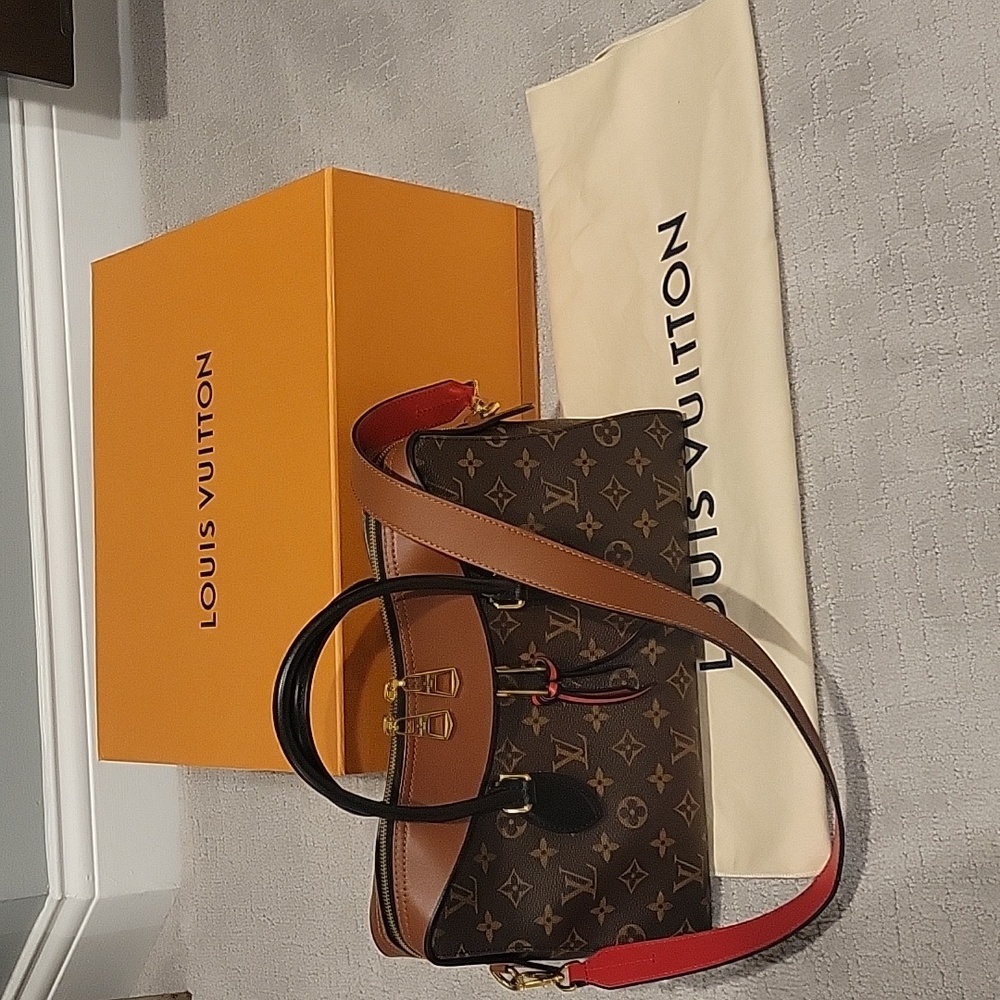Louis Vuitton Monogram Tuileries